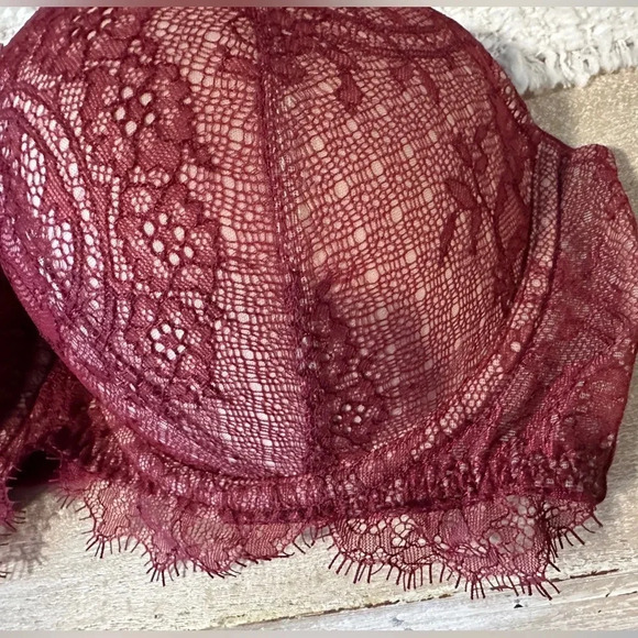 Victoria's Secret Dream Angels Lined Demi 34DD Padded Bra - Picture 10 of 10